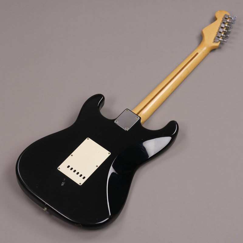 1994 Fender Stratocaster Standard (Japan, Black)