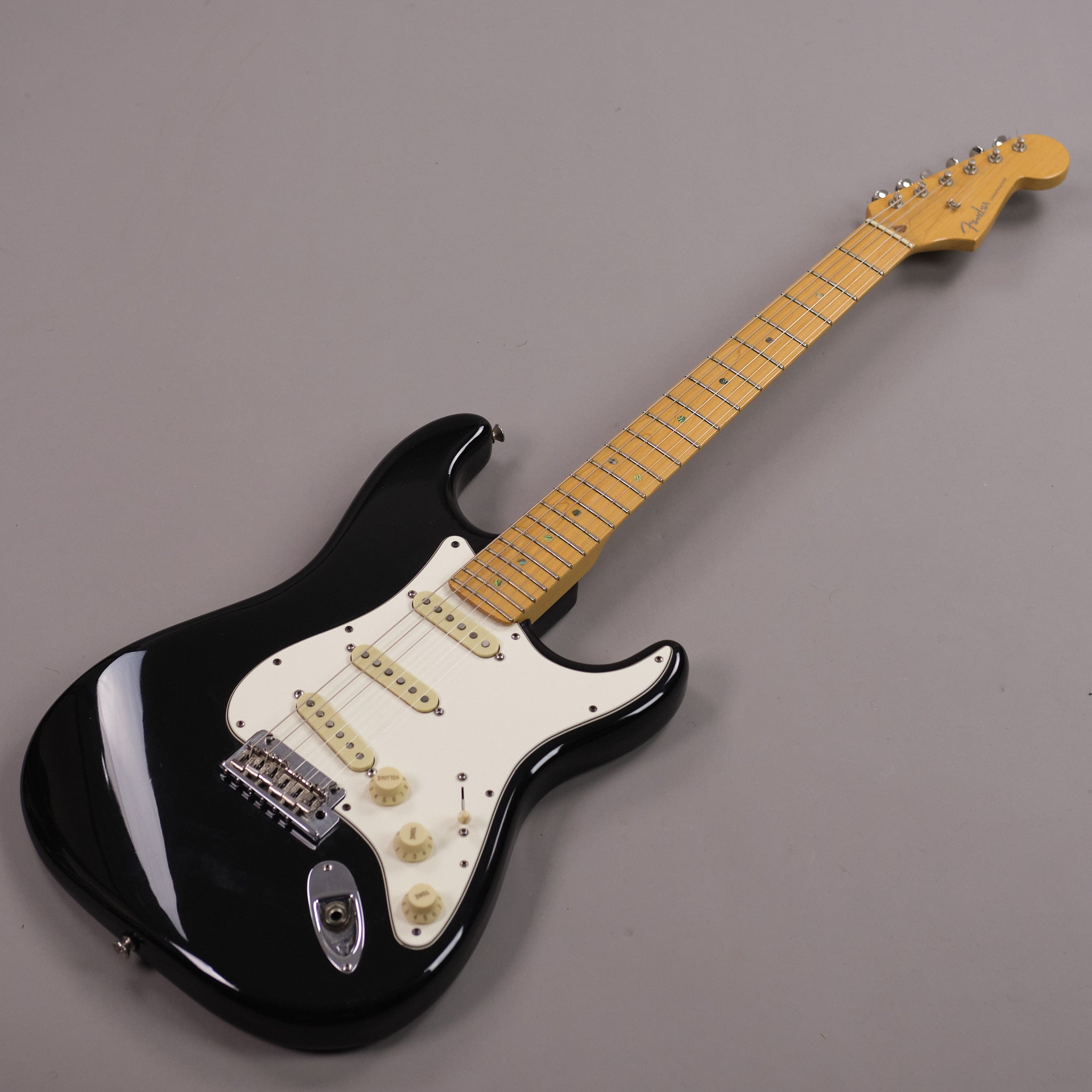 2011 Fender Stratocaster Deluxe (USA, Black, OHSC)