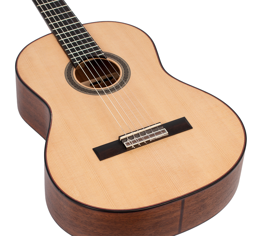 Valencia VC704 4/4 Classical Guitar