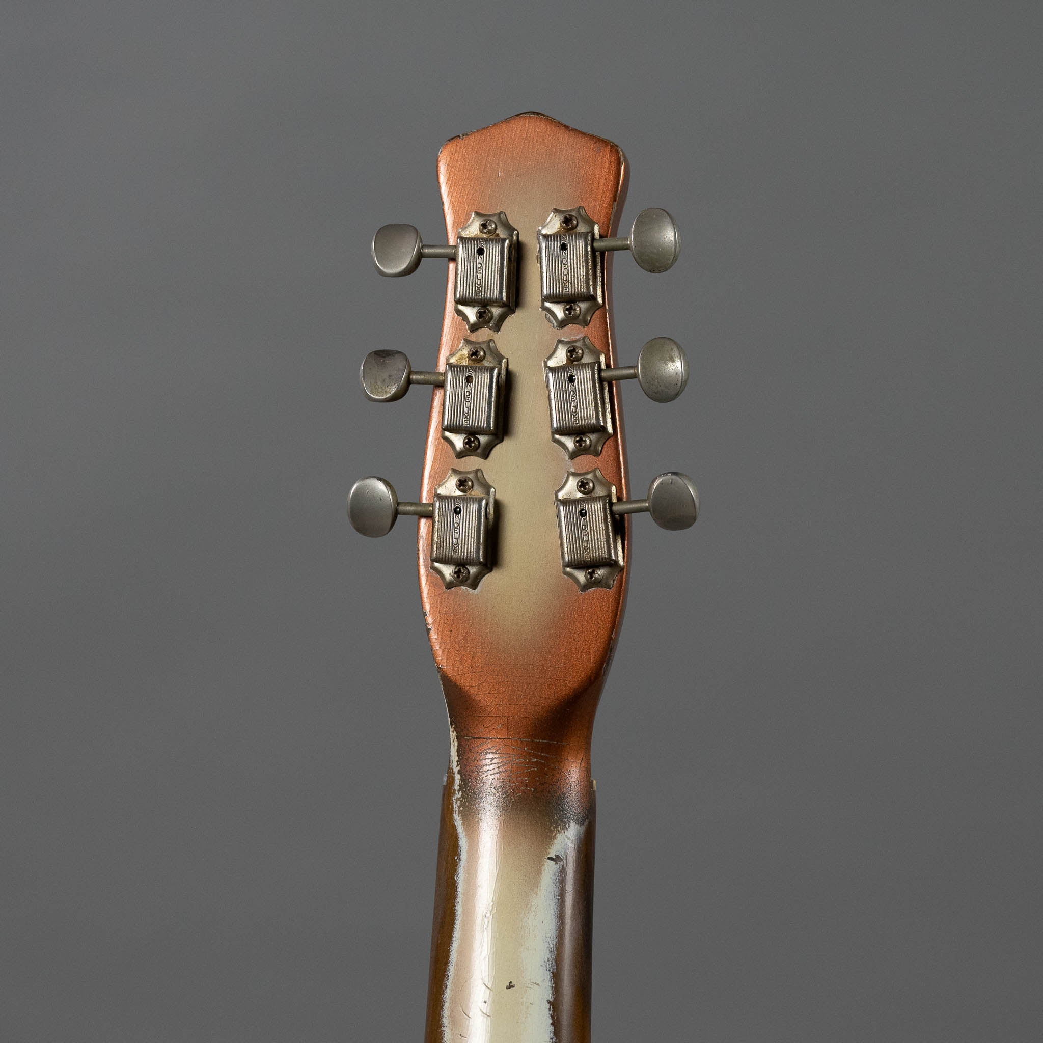 1957 Danelectro U3 (USA, Copperburst)