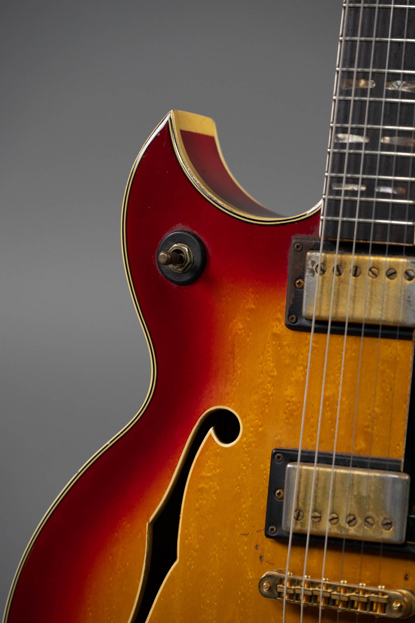 1969 MCI M300 Guitorgan [Ventura V1400 ] Barney Kessel (Japan, Cherryburst )