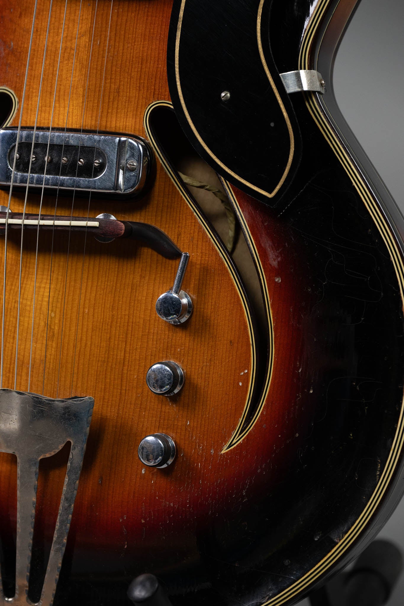 c1960s Musima Record 17 Archtop (Germany, Sunburst)