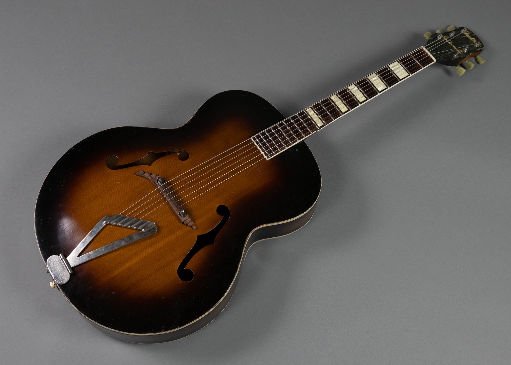 1952 Gretsch Synchromatic 100 (USA, Sunburst, HSC)