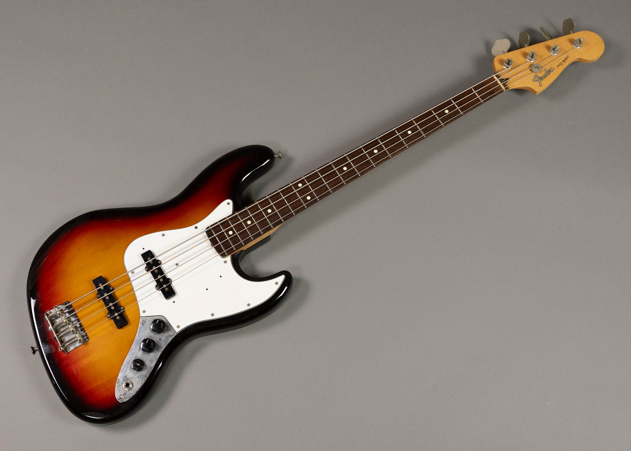 1999 Fender Standard Jazz Bass (Japan, Sunburst, Gig Bag)