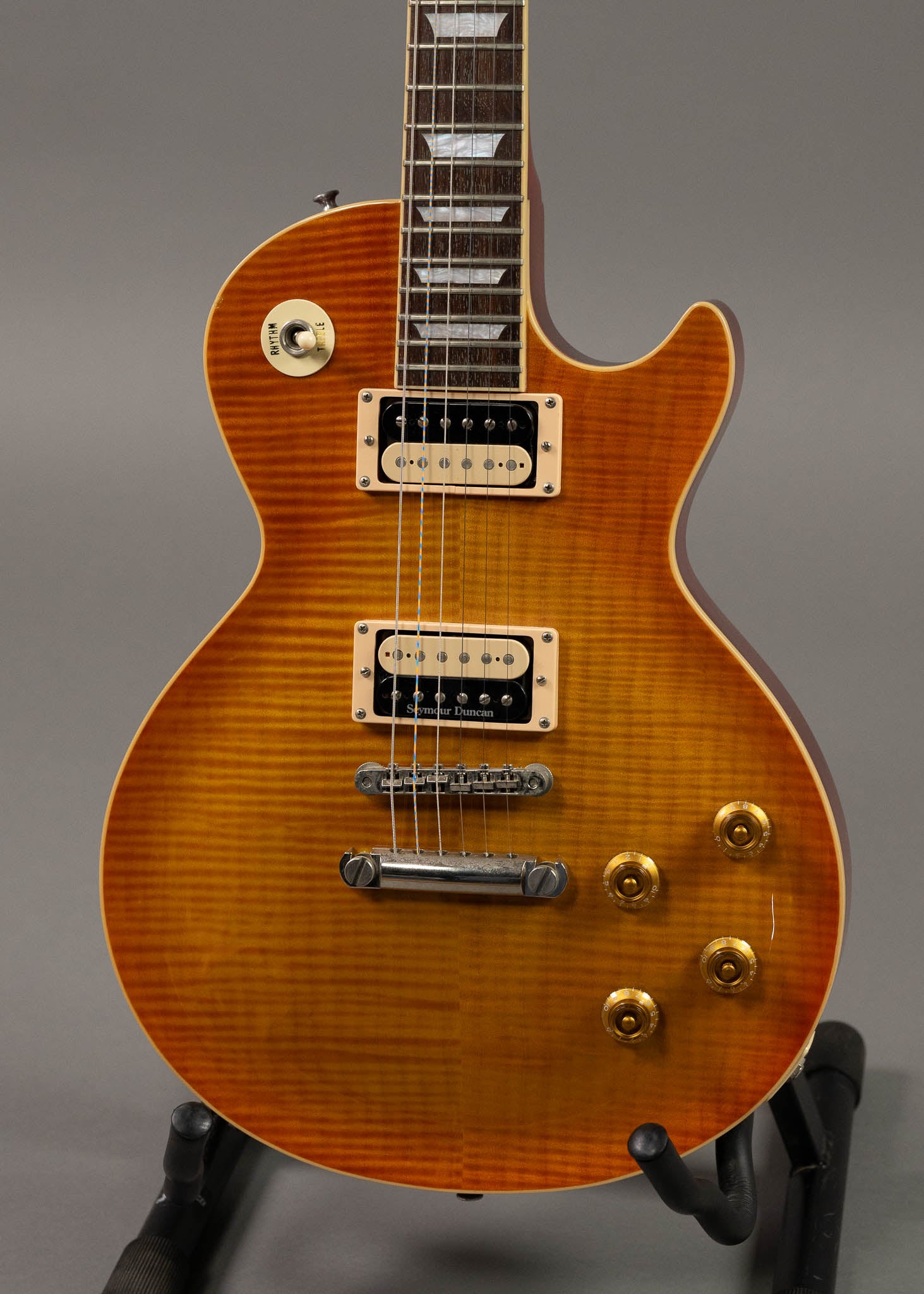 c2003 Edwards (by ESP) E LP-85SD VHB/R 'Les Paul' (Japan, Honeyburst, Gig Bag)