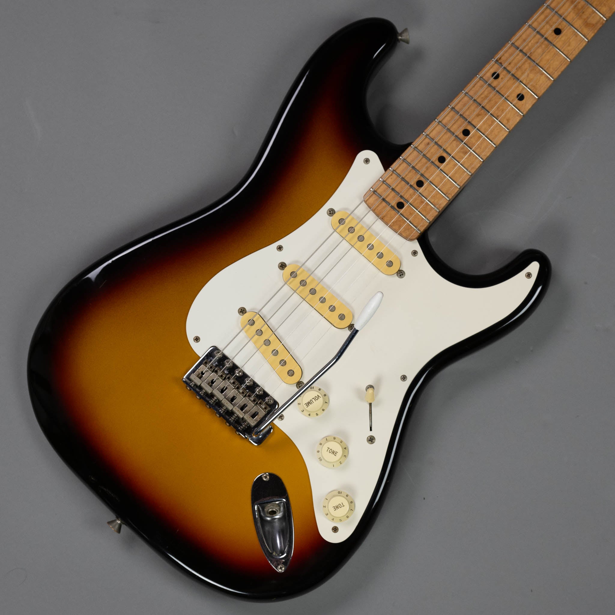 1992 Squier 'Silver Series' Stratocaster (Japan, Sunburst, Gig Bag)