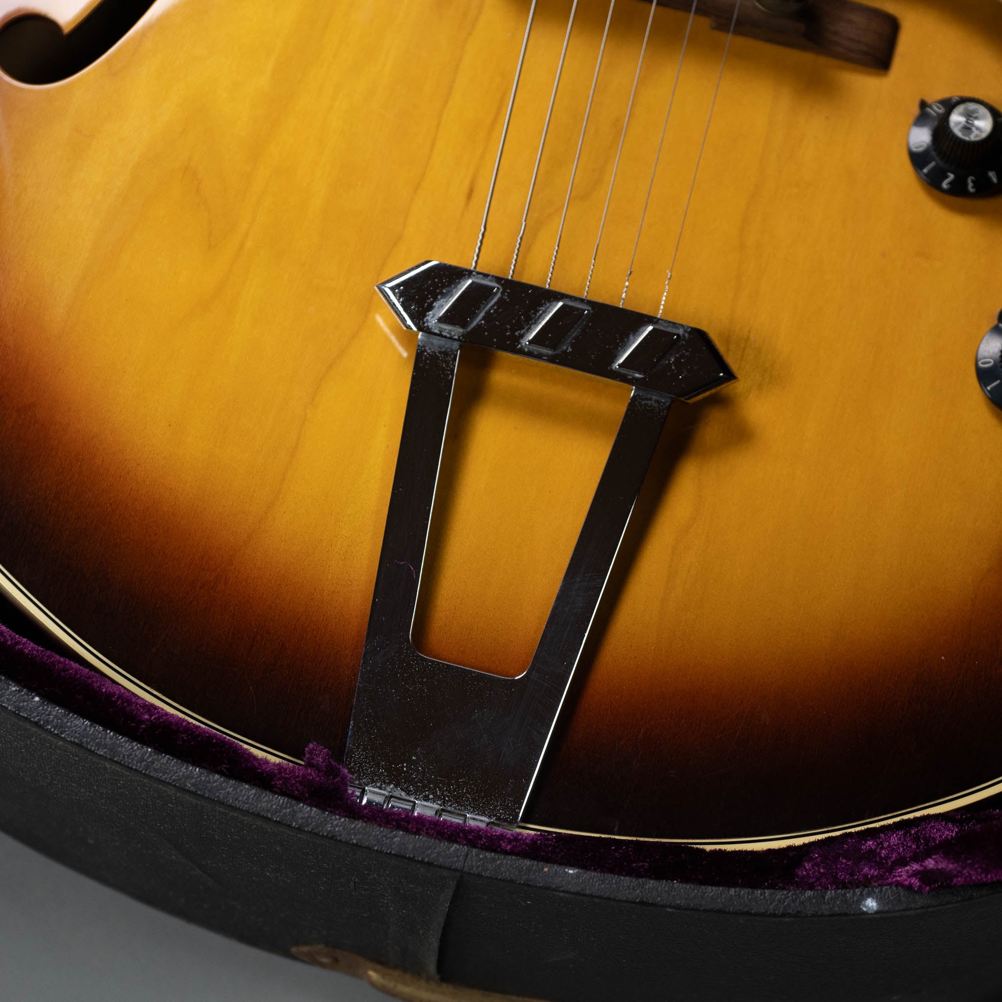 1975 Gibson ES-175D (USA, Sunburst, OHSC)