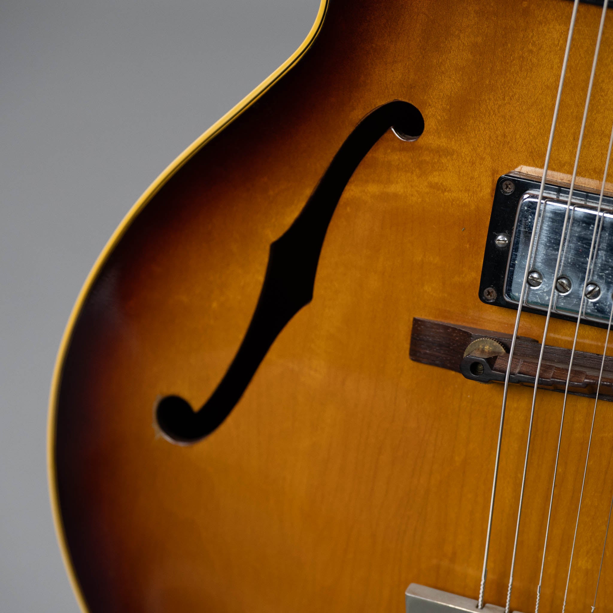 1965 Gibson ES-175D (Wide Nut, USA, Sunburst, OHSC)