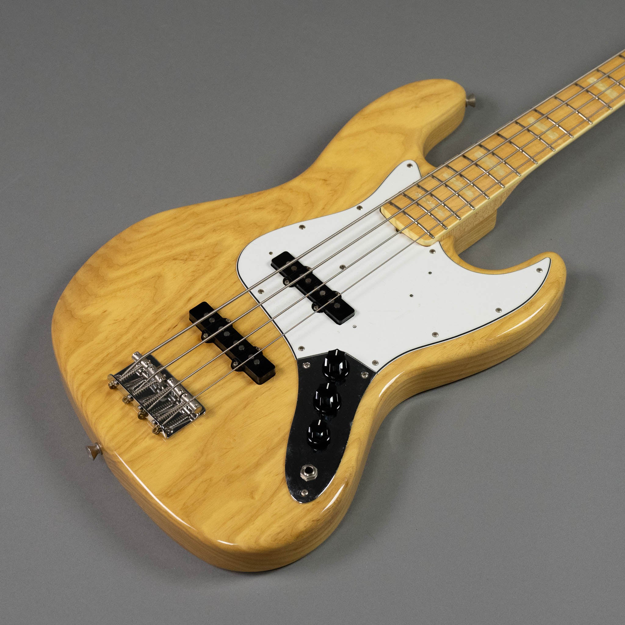 c2004 Fender Jazz Bass JB75 (Japan, Natural, Gig bag)