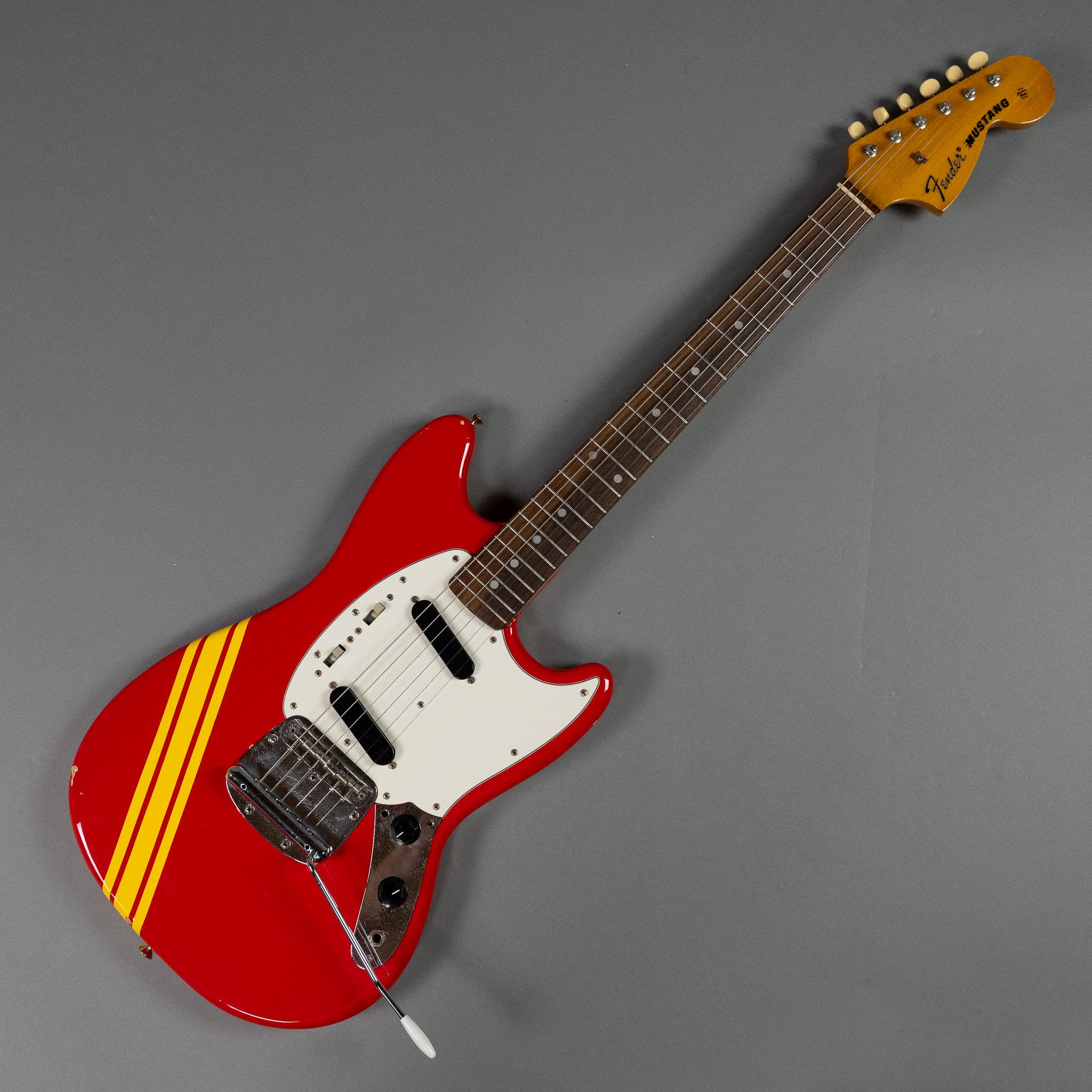 2004 Fender Mustang (Japan, Comp Red Refin, Gig Bag)