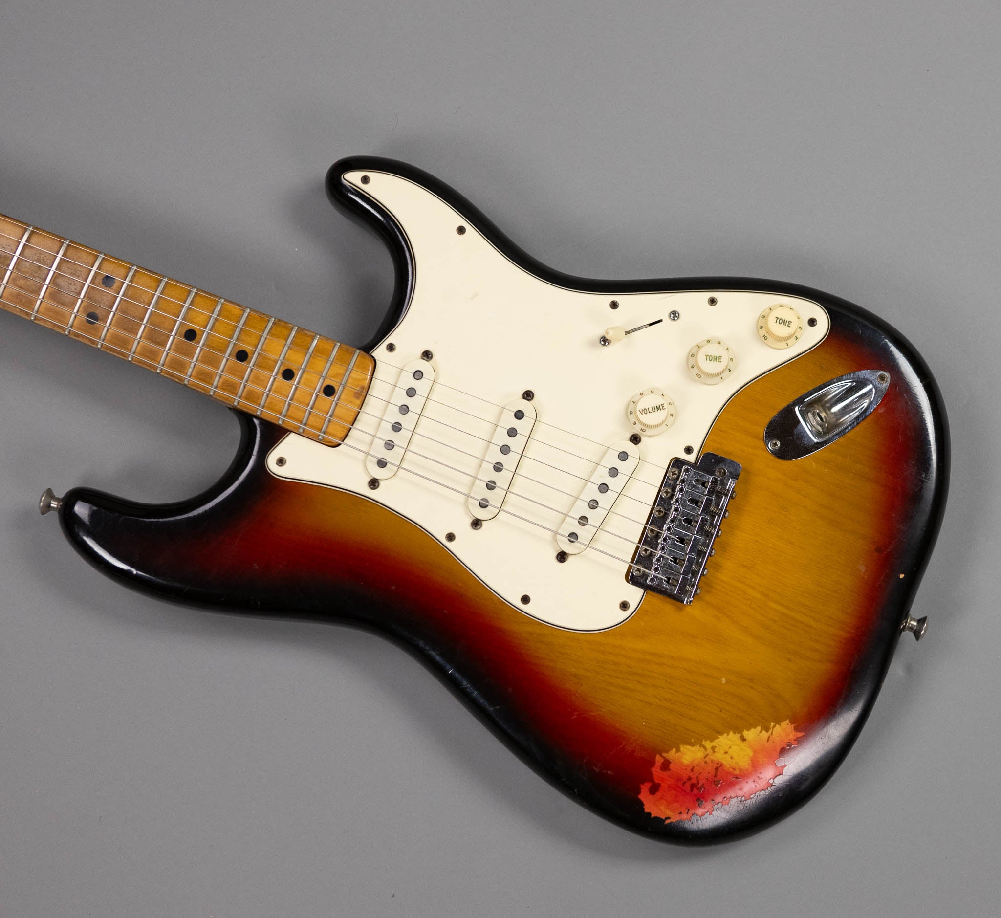 1975 Fender Stratocaster (USA, Sunburst, HSC)