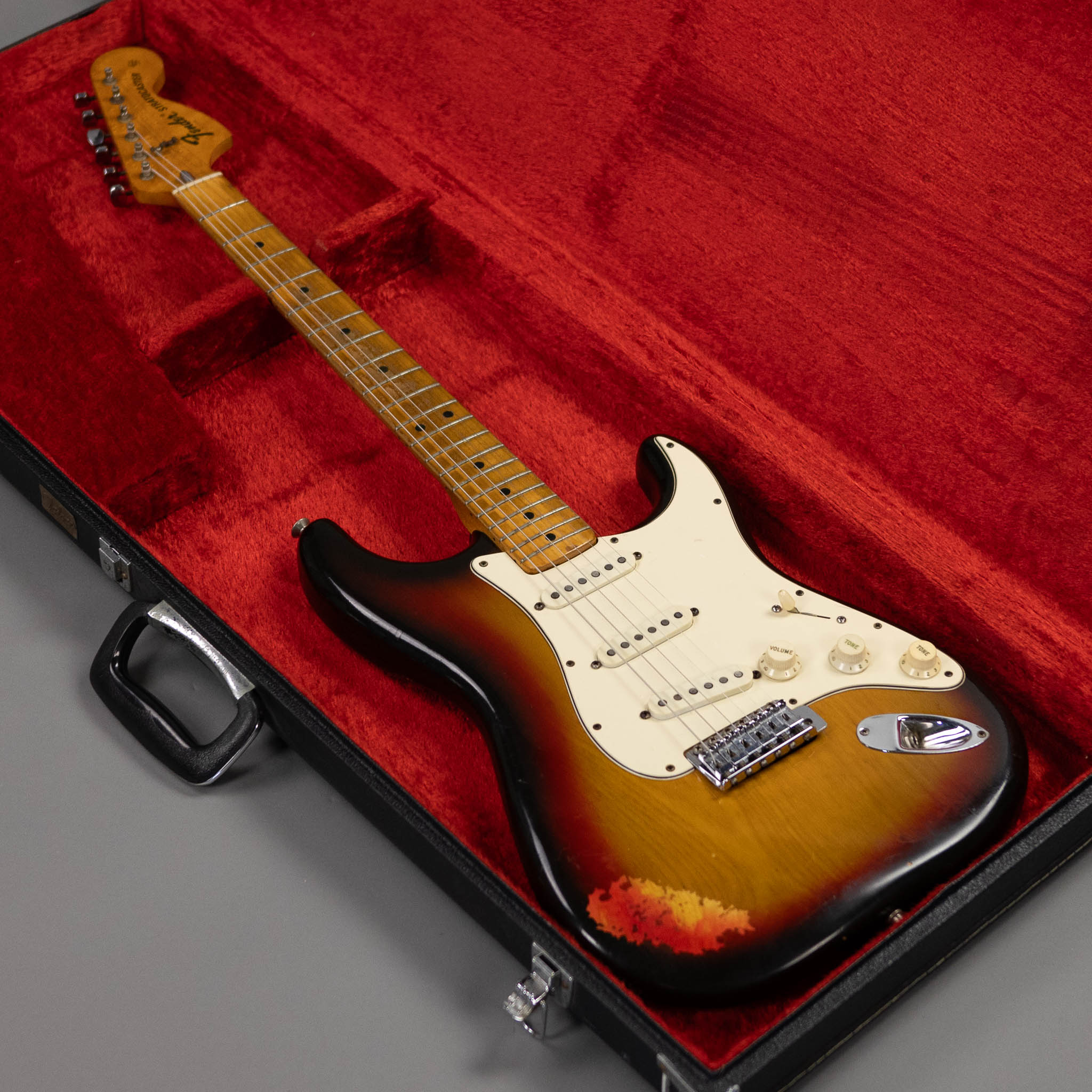 1975 Fender Stratocaster (USA, Sunburst, HSC)