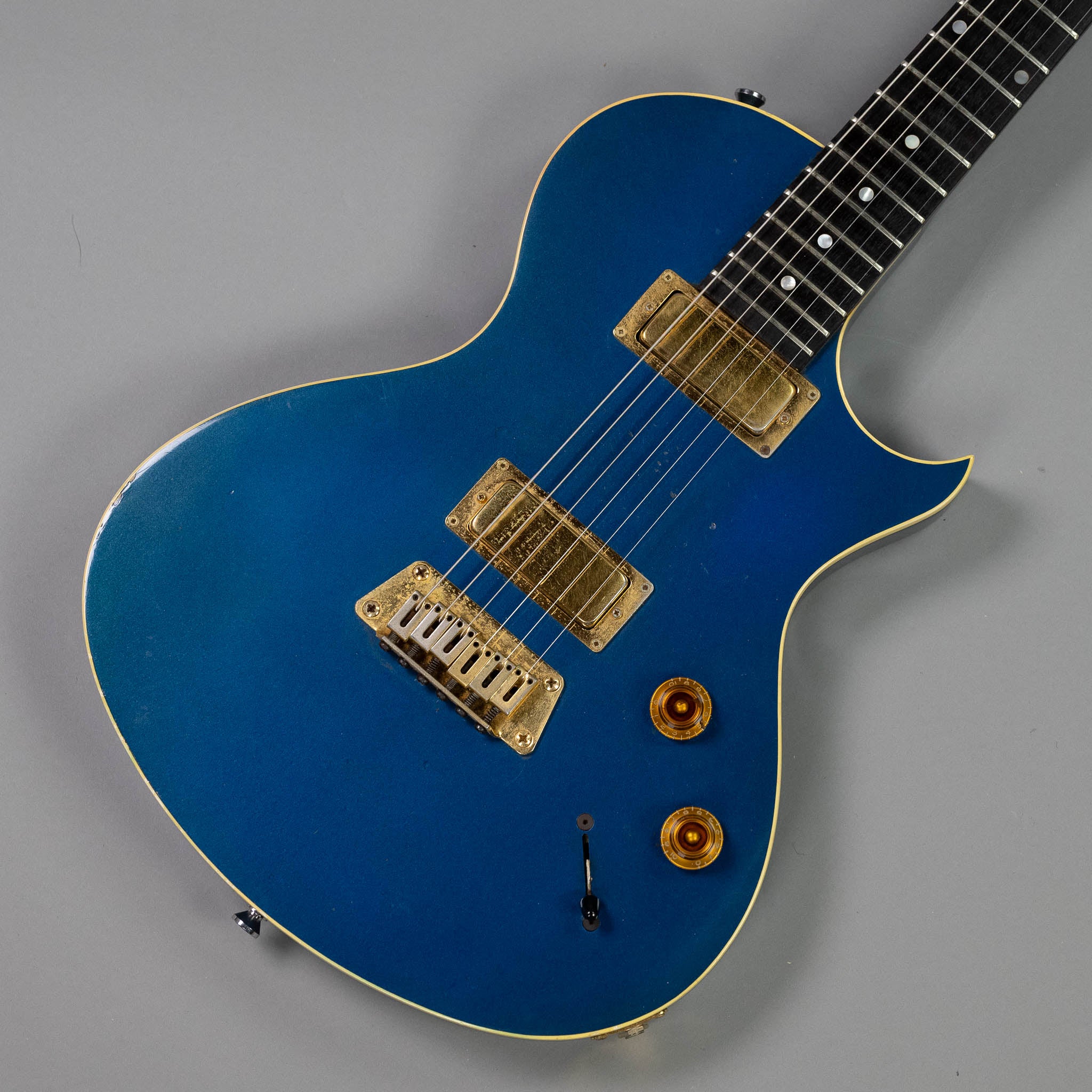 1998 Gibson Nighthawk Landmark Series (USA, Glacier Blue, OHSC)