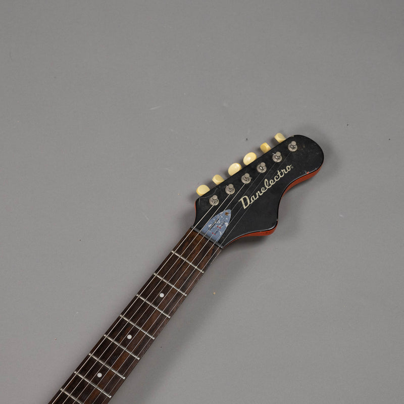 2010 Danelectro Dead On 67 (China, Tangerine Orange)