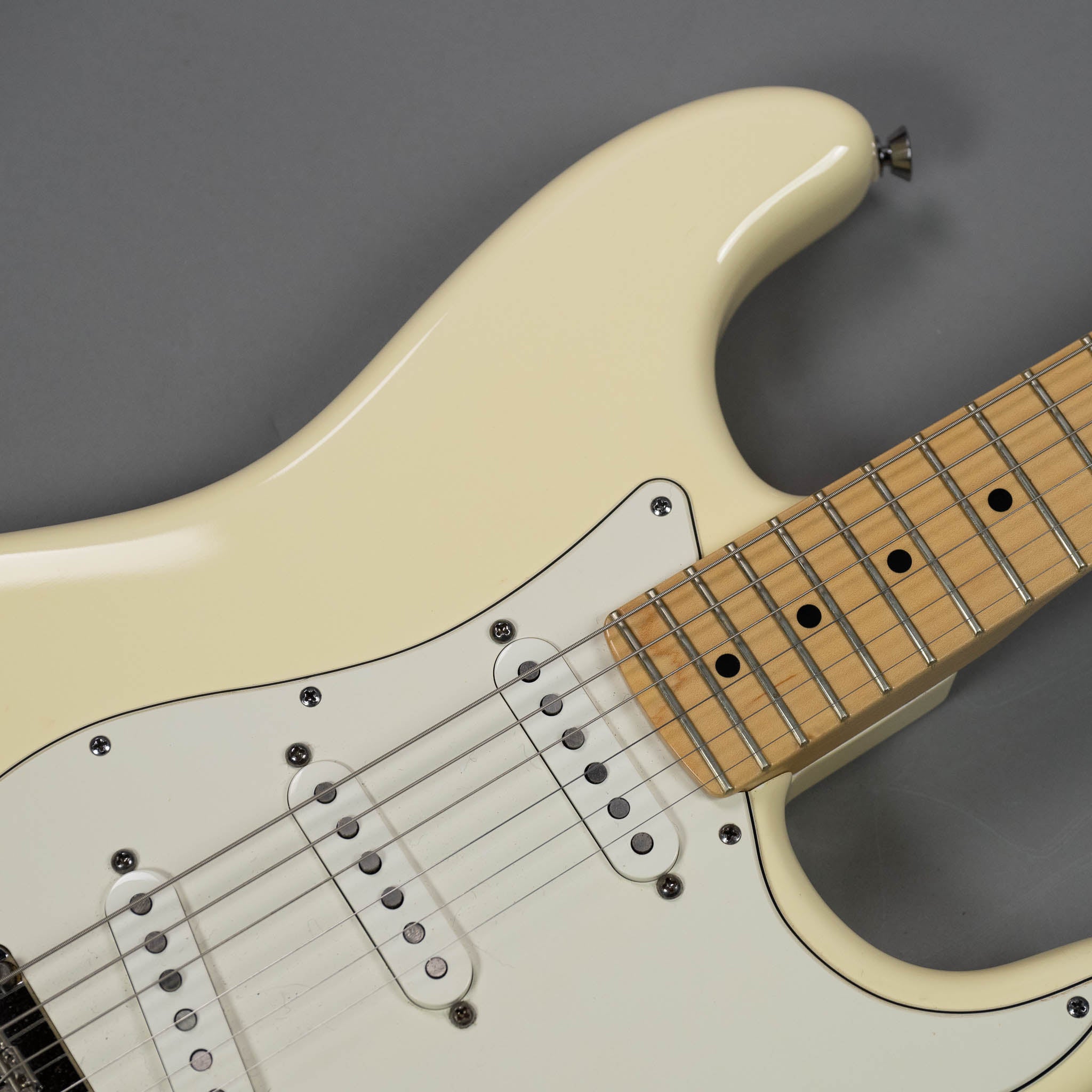 2010 Fender Standard Stratocaster (USA, Olympic White, OHSC)