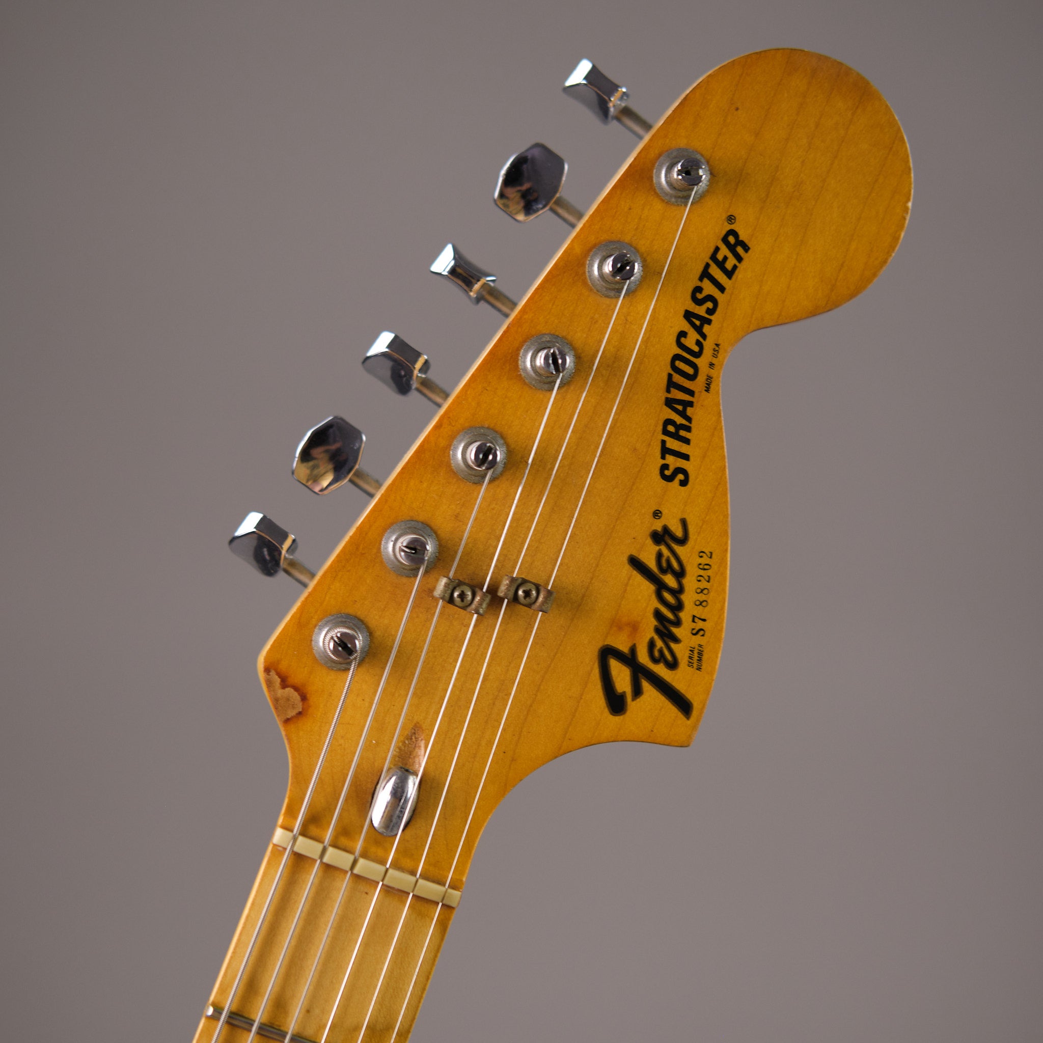 1977 Fender Stratocaster (USA, Brown)