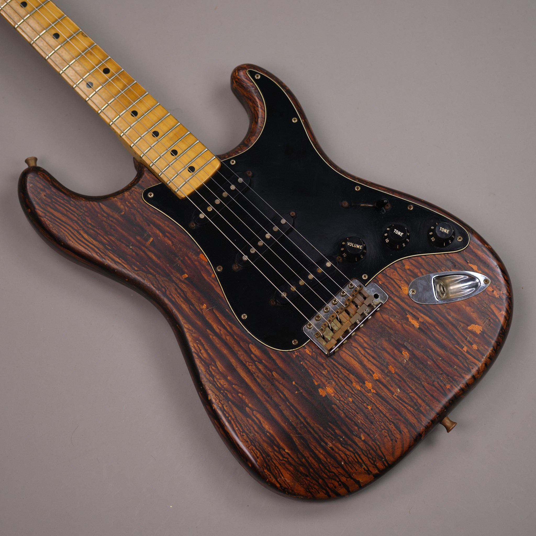 1977 Fender Stratocaster (USA, Brown)