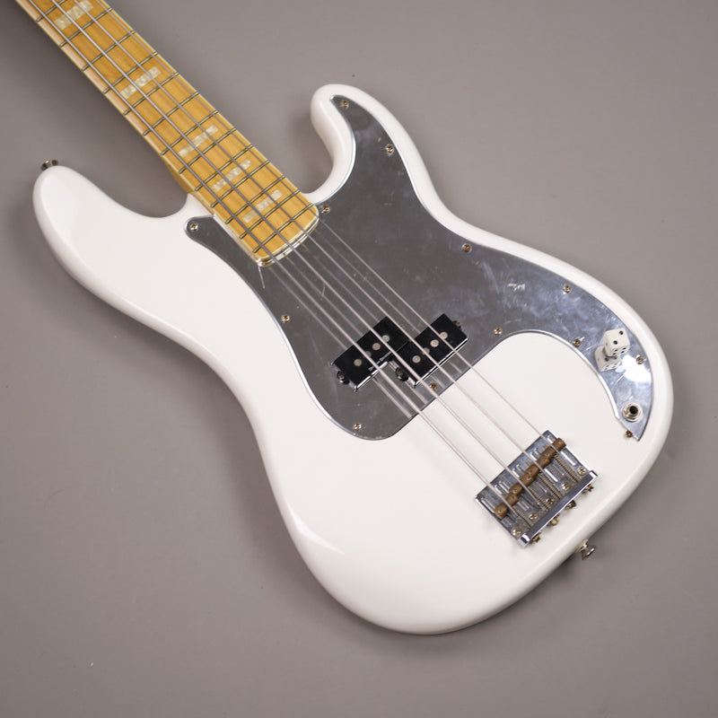 Squier chris deals aiken precision bass