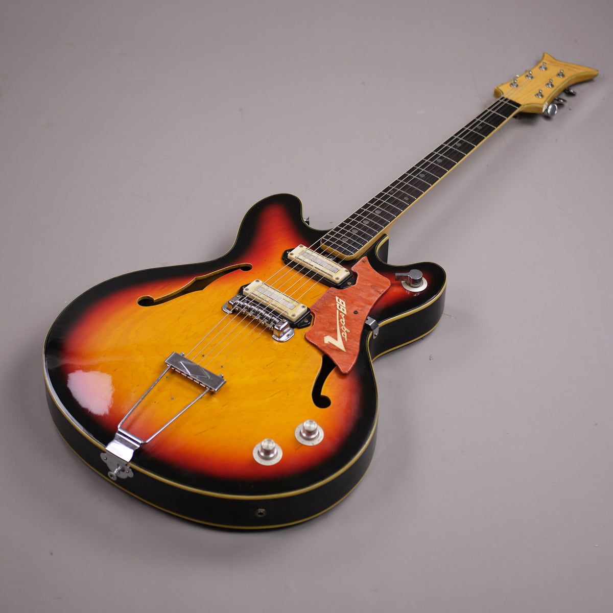 c1960s Teisco Vegas 66 (Japan, Sunburst)*