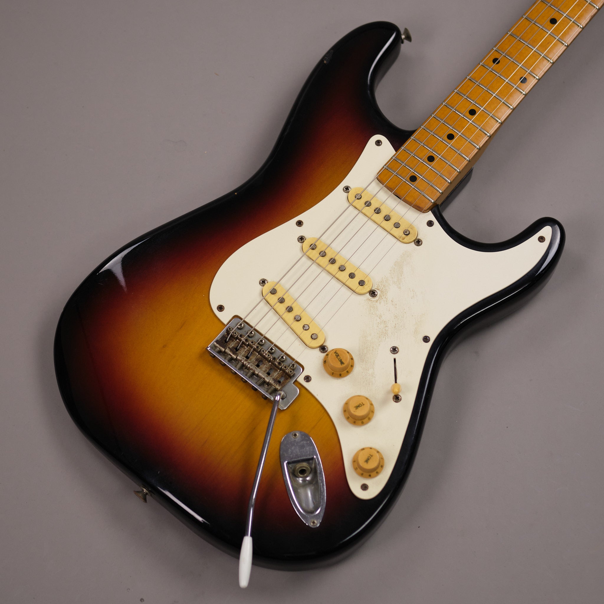 1982 Tokai Springy Sound ST50 (Japan, Sunburst)