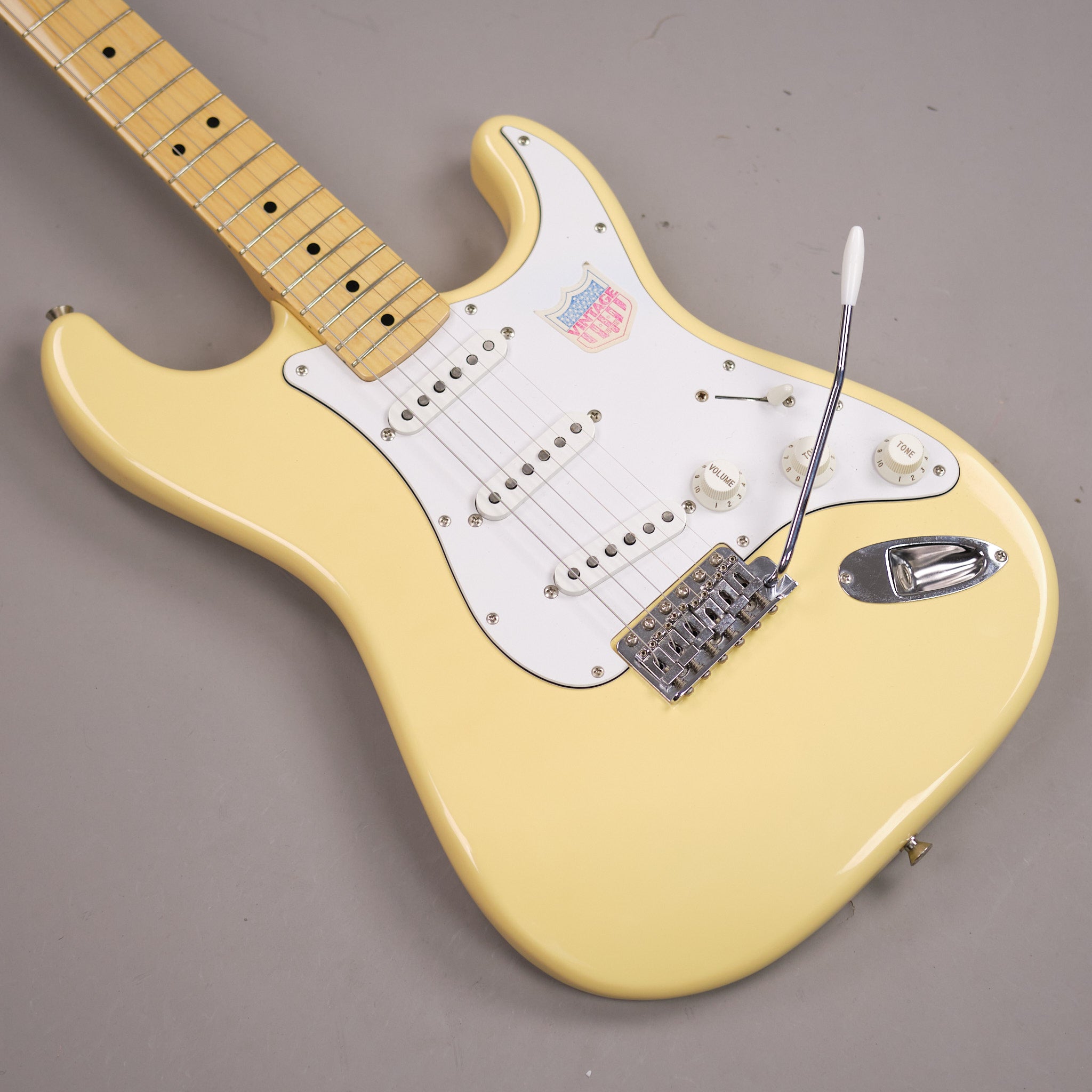 2006 Fender Stratocaster (Japan, Vintage White)