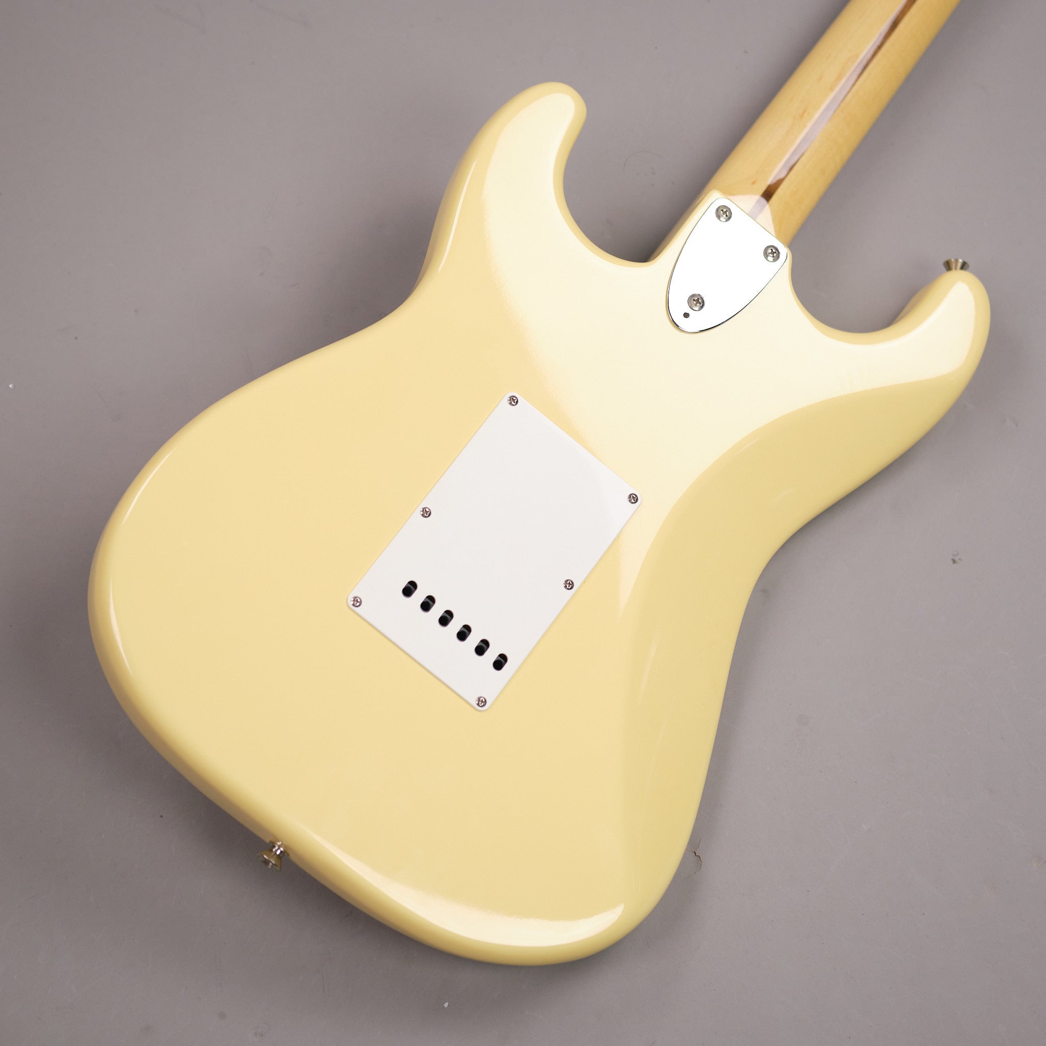 2006 Fender Stratocaster (Japan, Vintage White)