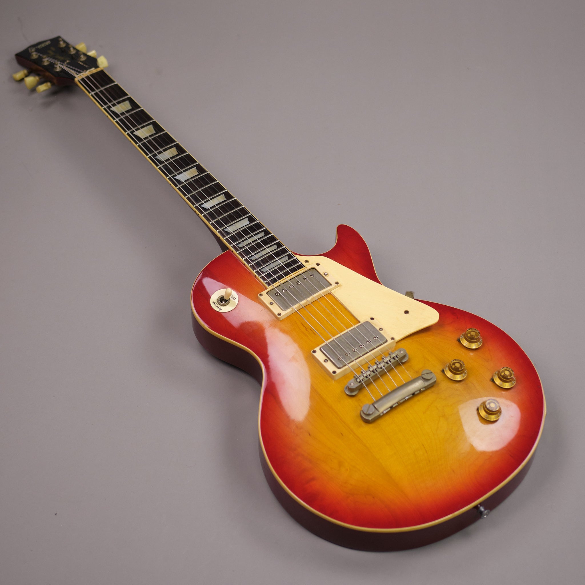 c1990 Greco EG-500 Super Power Les Paul Standard (Japan, Sunburst)