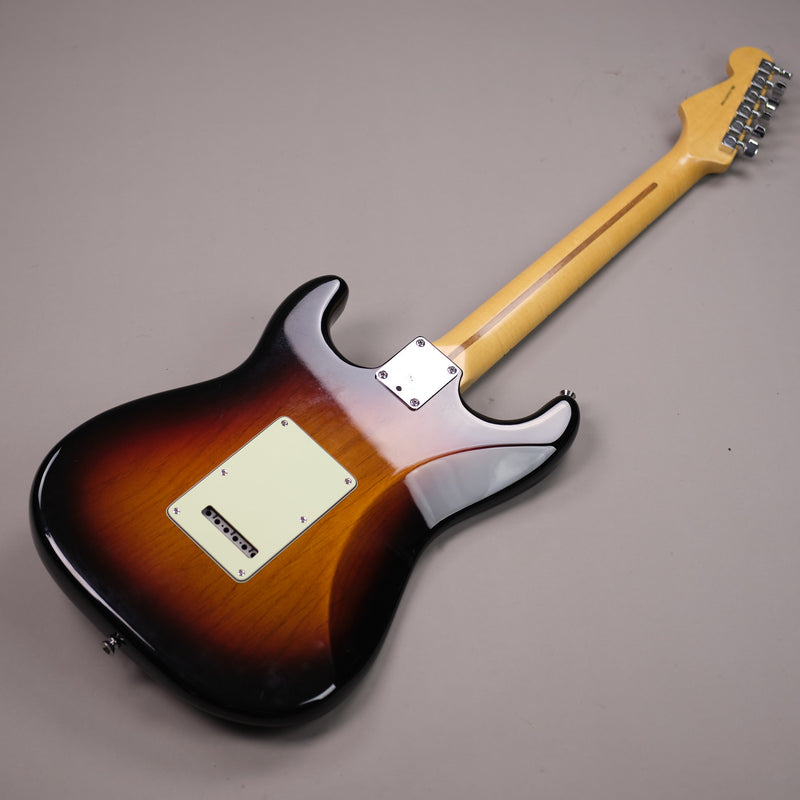 2014 American Standard Stratocaster (USA, Sunburst)