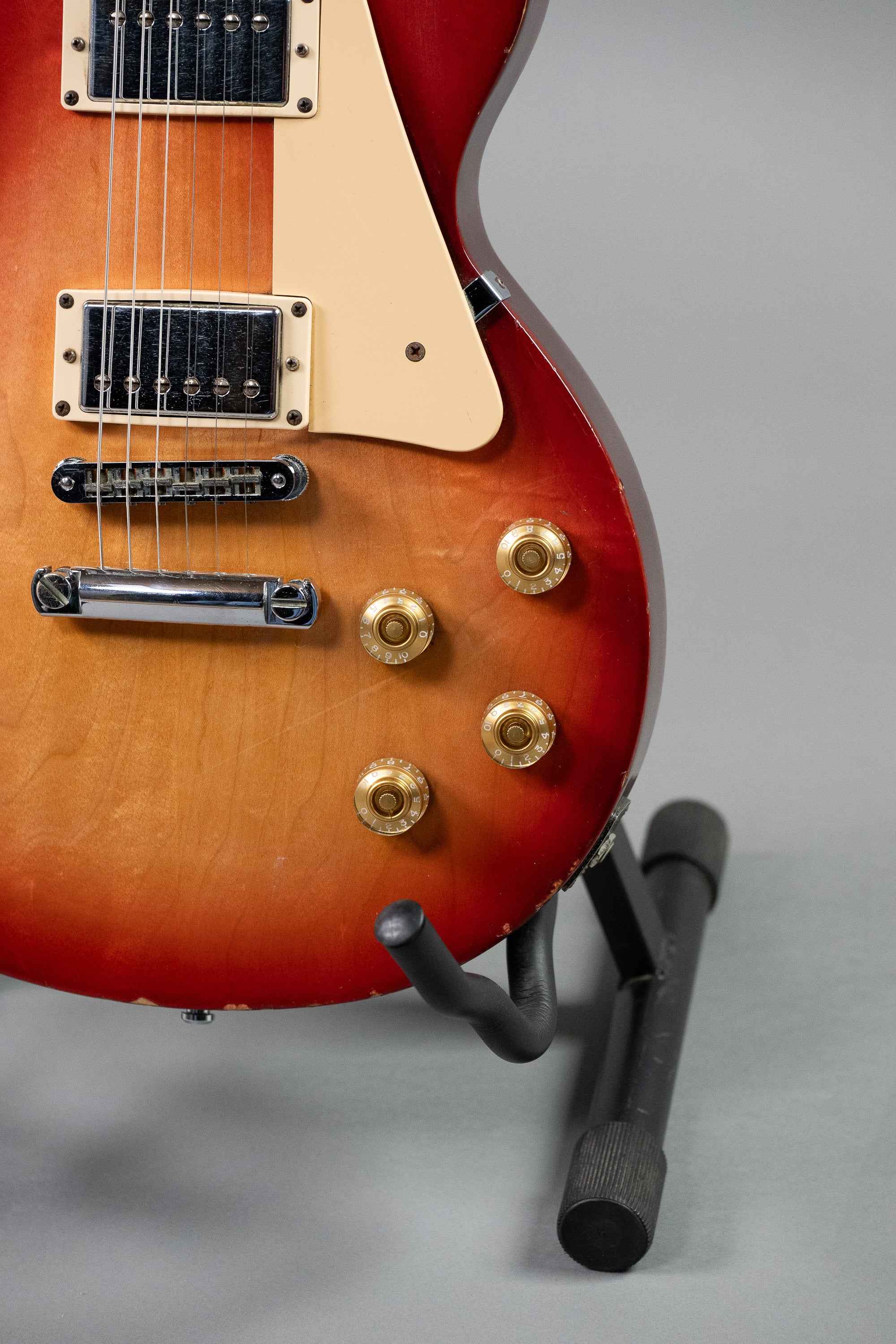 2007 Gibson Les Paul Studio (USA, Sunburst, Hiscox Case)