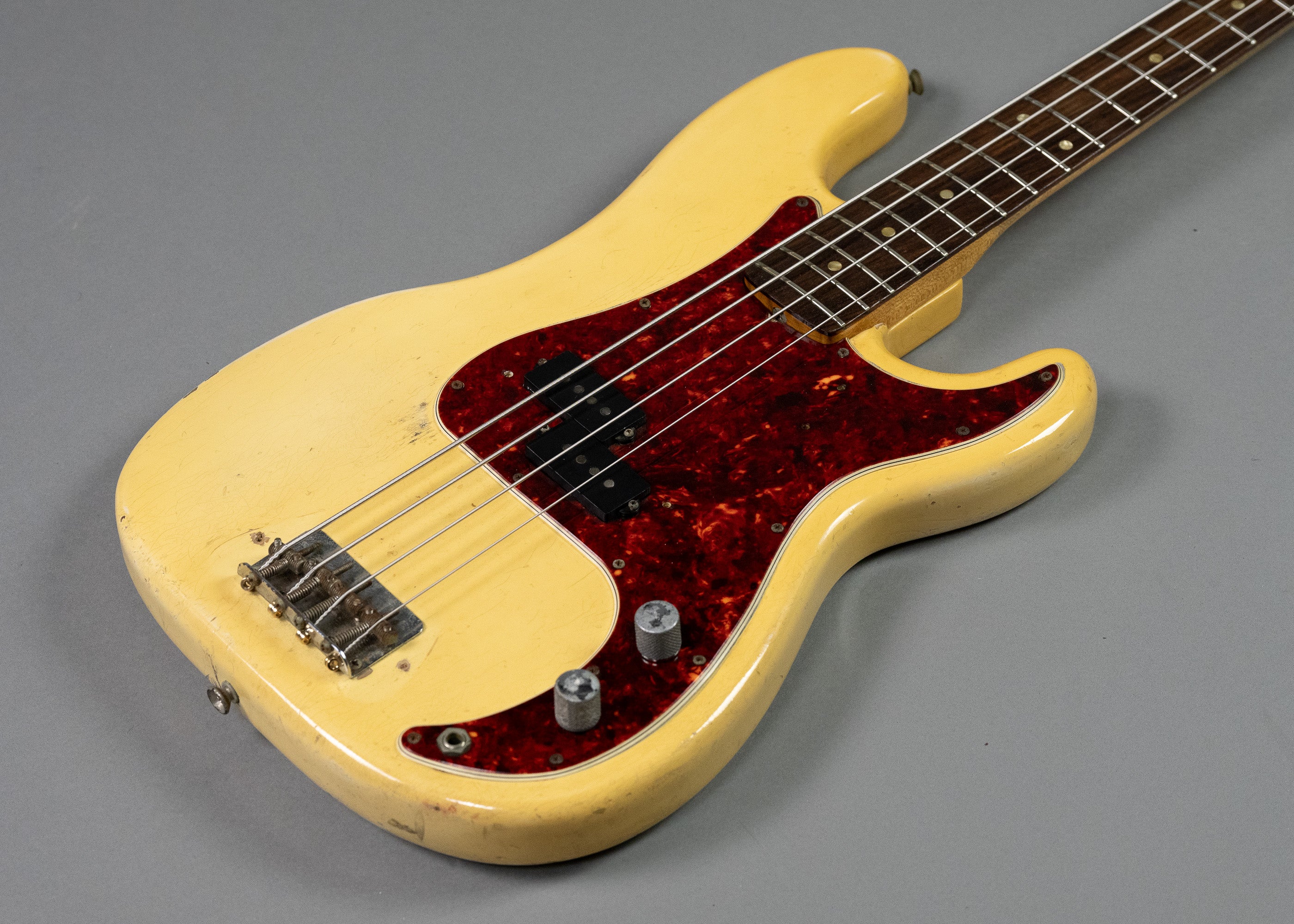 1966 Fender Precision Bass (USA, Olympic White, HSC)