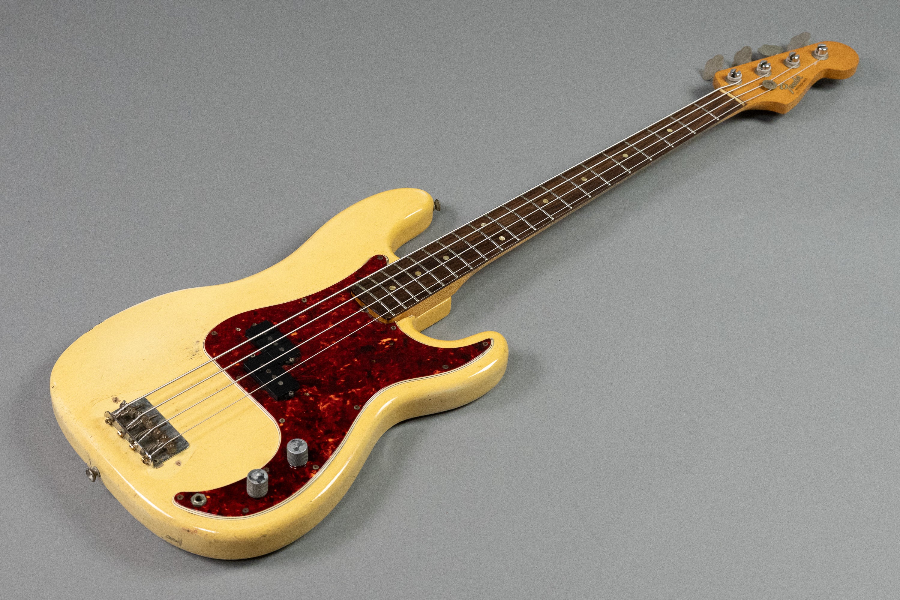 1966 Fender Precision Bass (USA, Olympic White, HSC)