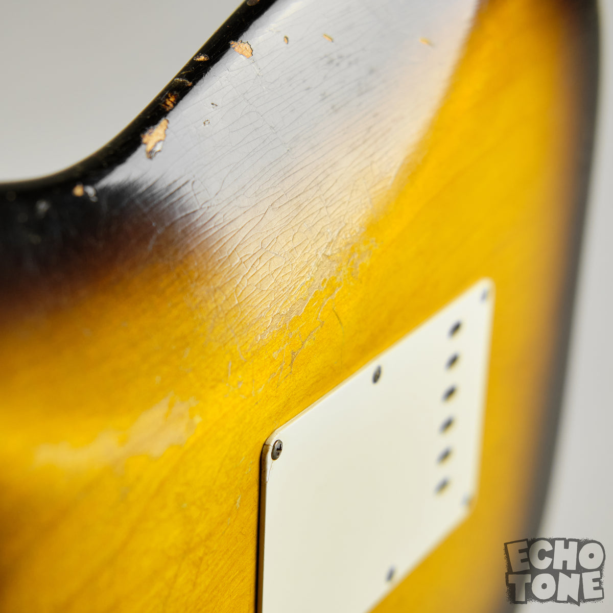 1958 Fender Stratocaster (2-Tone Sunburst, OHSC)