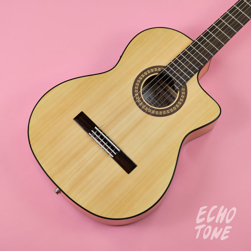 Katoh KF-CEQ Flamenco Cutaway Guitar (Solid Spruce Top, Fishman Pickup)