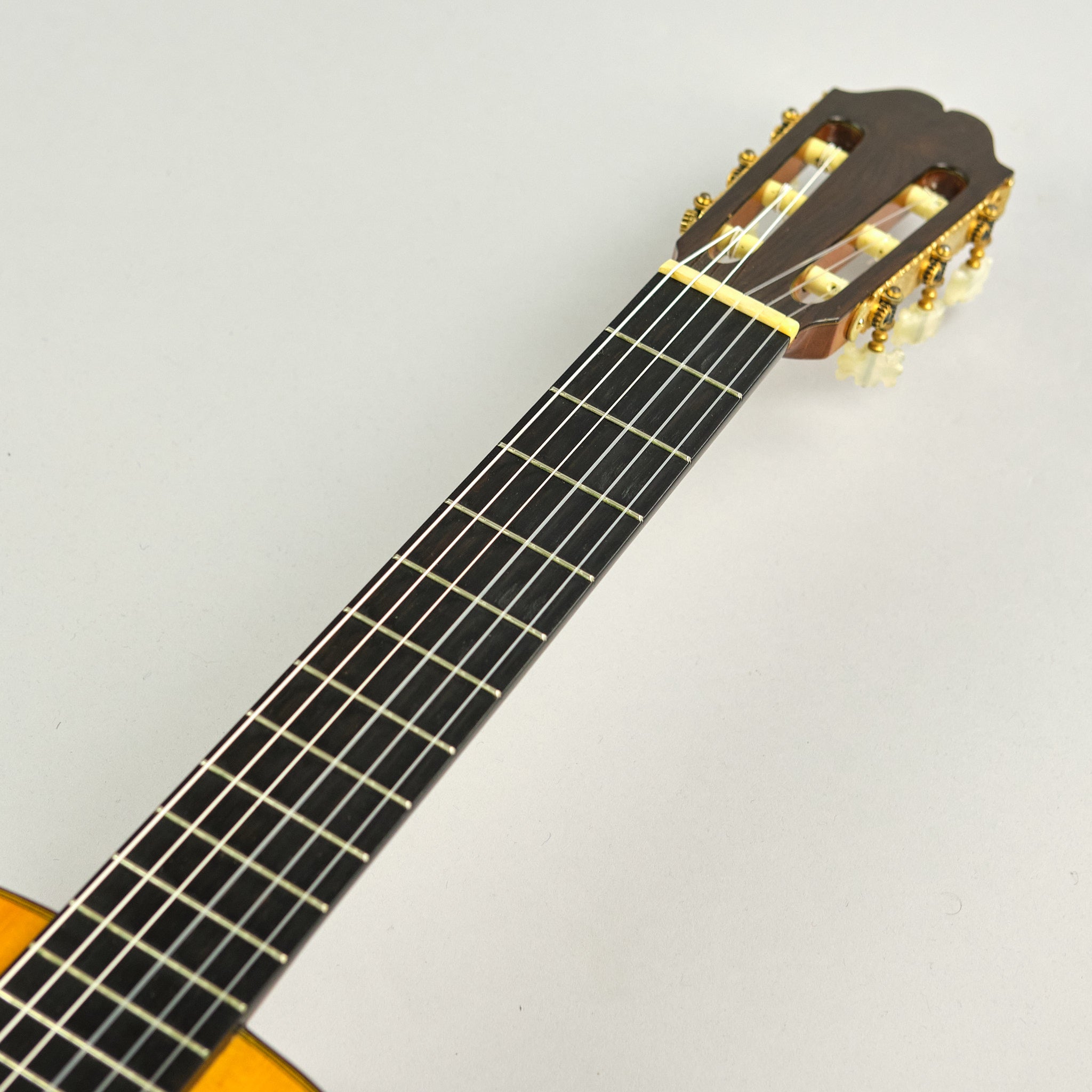 1975 Kazuo Ichiyanagi No. 200 Classical Guitar (Made in Japan, HSC)