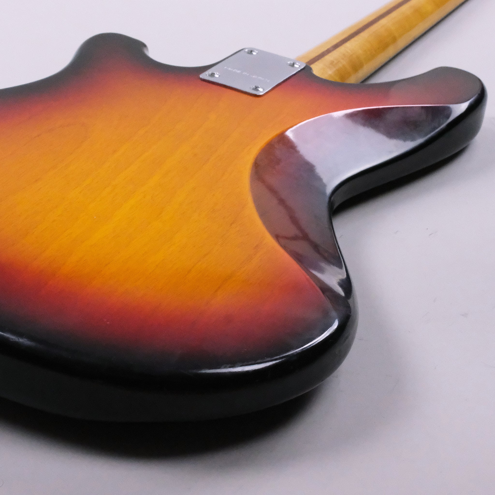 c1970s Yamaha Super Bass 600 (Made in Japan, Sunburst) *